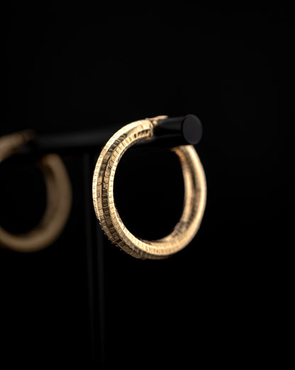 14K Yellow Gold Textured Hoop Earrings – 2.6g