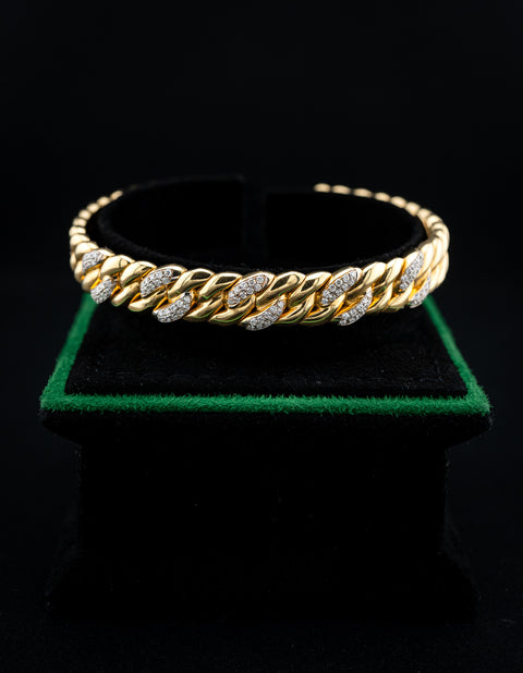 18K Yellow Gold Diamond Cuff Bracelet – 0.70 CTW – 33.4g
