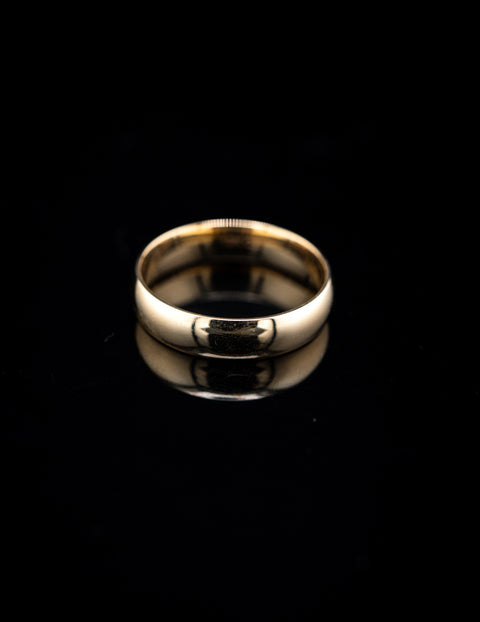 10KT Yellow Gold Wedding Band – Size 9 – 4.05g
