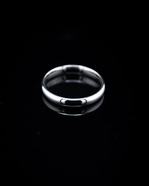 10K White Gold Wedding Band Size 8