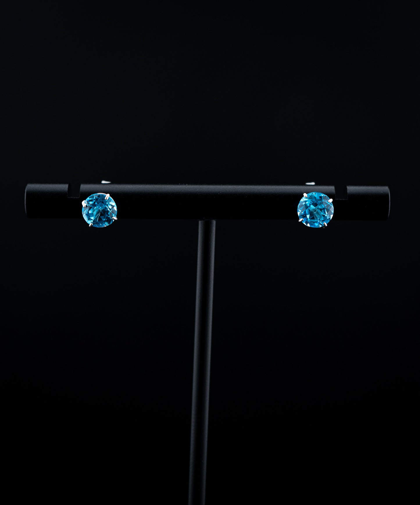 10K White Gold 6mm Blue Topaz Stud Earrings