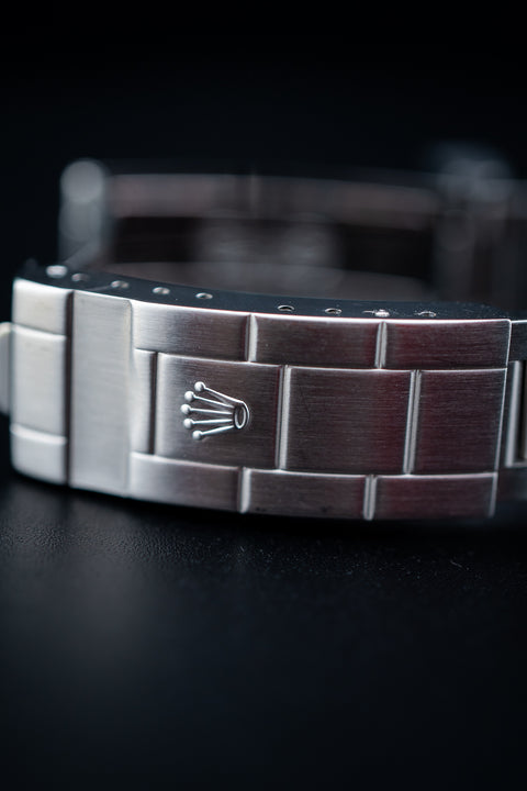 Rolex Submariner Date "Kermit" 16610LV – Watch & Box (Preowned)