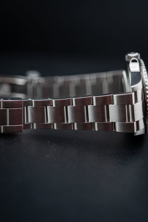 Rolex Submariner Date "Kermit" 16610LV – Watch & Box (Preowned)