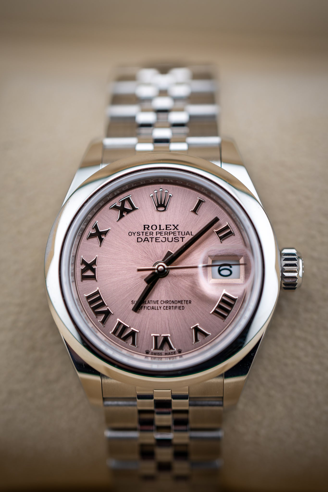 Rolex Datejust 28mm Pink Roman Dial 279160 (2024) – New Complete Set