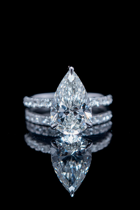 14K White Gold Lab Diamond Pear Engagement Ring & Wedding Band Set – 4.91 CTW – Size 7
