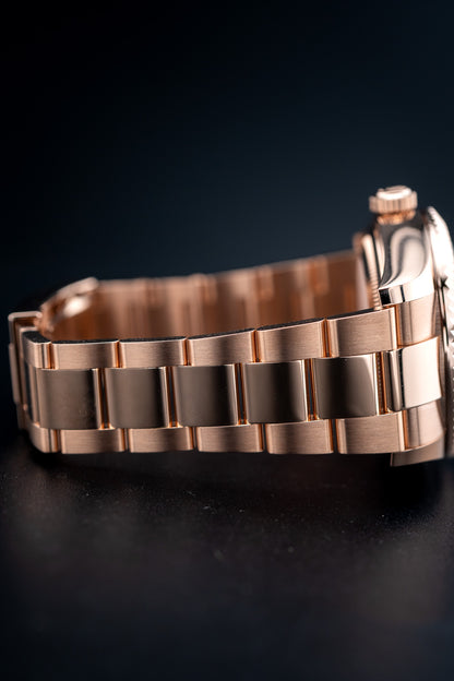 2025 Rolex Sky-Dweller – Ref. 336935 – Rose Gold – Blue Dial – Oyster Bracelet – Like New Complete Set