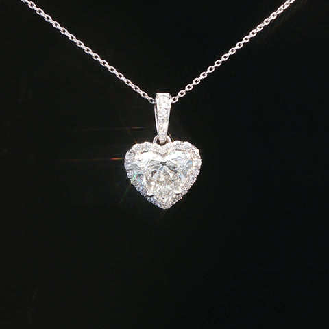 18K White Gold Heart Shaped Lab Diamond Necklace