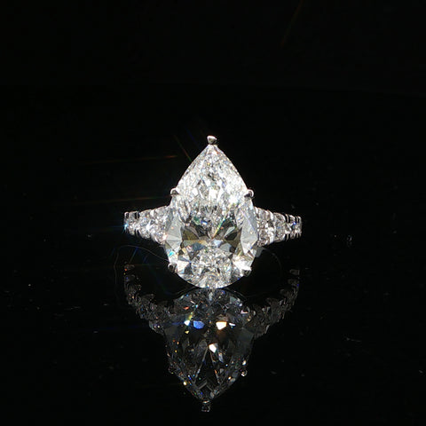 14K White Gold Pear Engagement Ring | 8 CTW