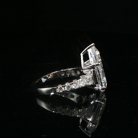 14K White Gold Pear Engagement Ring | 8 CTW