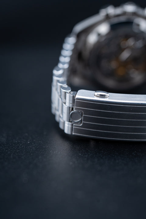 2024 Omega Speedmaster – White Dial – Ref. 310.30.42.50.04.001 – Pre-Owned Complete Set