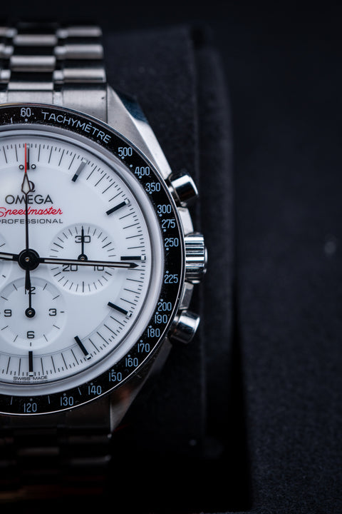 2024 Omega Speedmaster – White Dial – Ref. 310.30.42.50.04.001 – Pre-Owned Complete Set