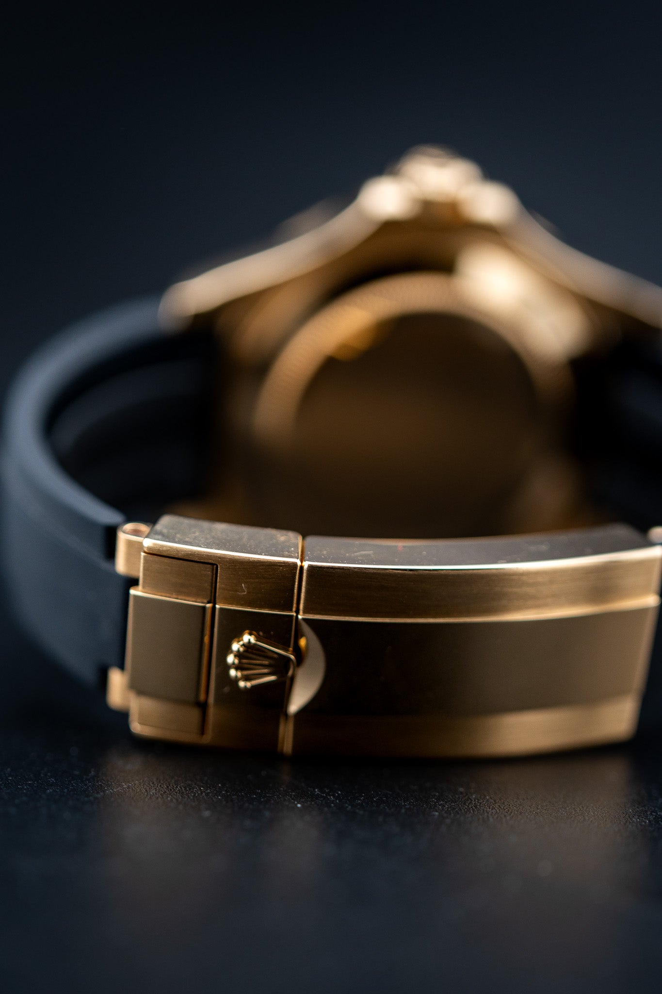 2024 Rolex Yacht-Master 42 – 18K Yellow Gold – Ref. 226658 – Like New Complete Set