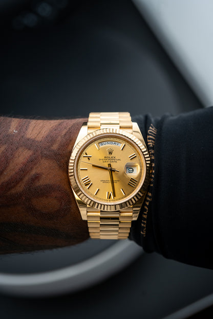 2021 Rolex Day-Date 40 – Champagne Dial – 18k Yellow Gold – 228238 – Mint – Complete Set