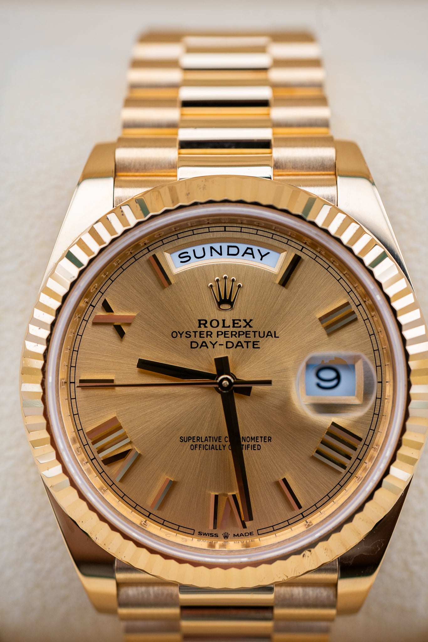 2021 Rolex Day-Date 40 – Champagne Dial – 18k Yellow Gold – 228238 – Mint – Complete Set
