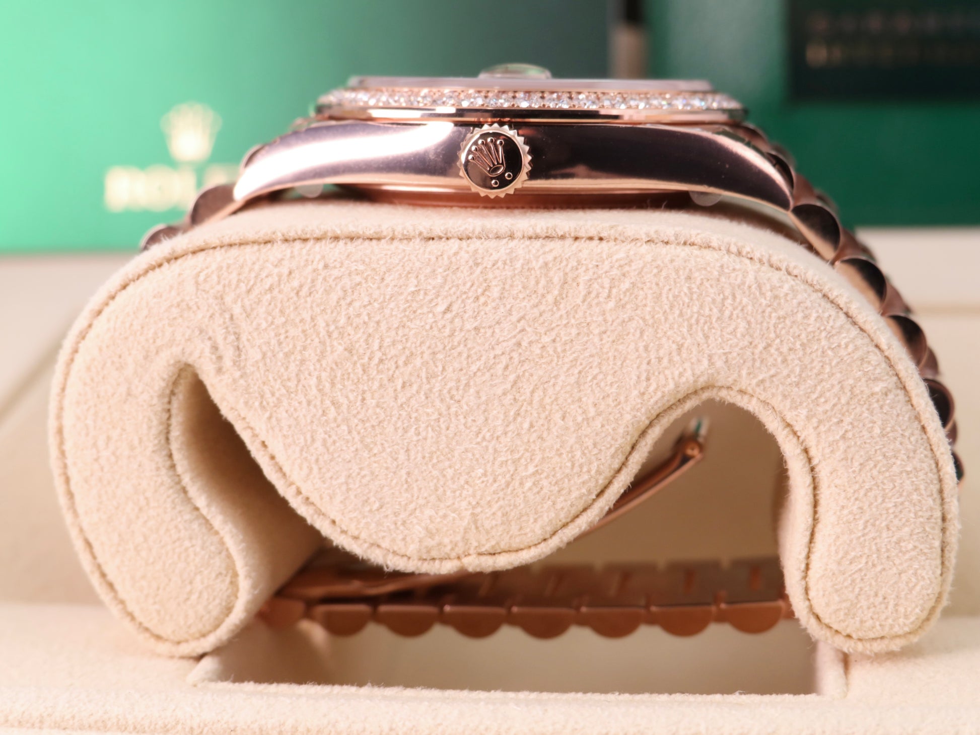 2024 Rolex Day-Date 40 Ref. 228345RBR - Everose Gold, Olive Dial, White Diamond image 8