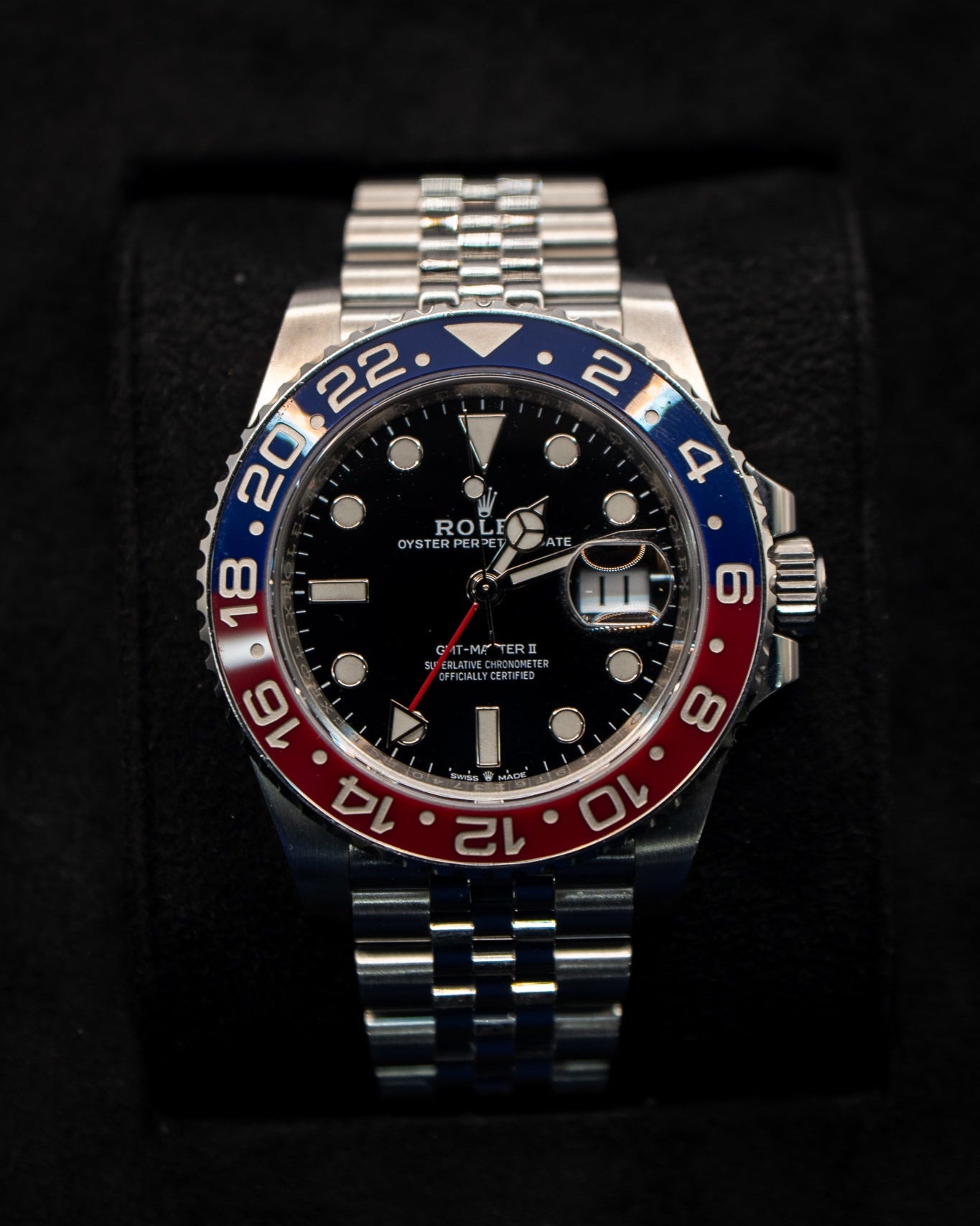 Mint Rolex GMT Pepsi Jubilee Bracelet 126710BLRO-0002