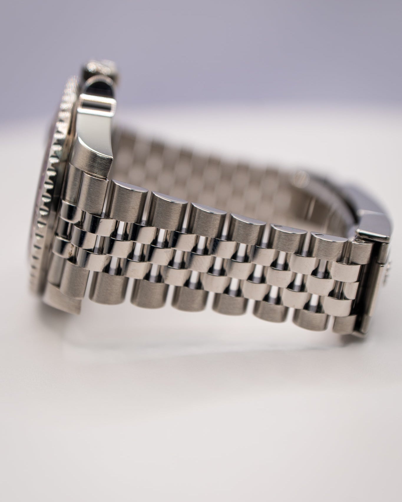 Mint Rolex GMT Pepsi Jubilee Bracelet 126710BLRO-0002