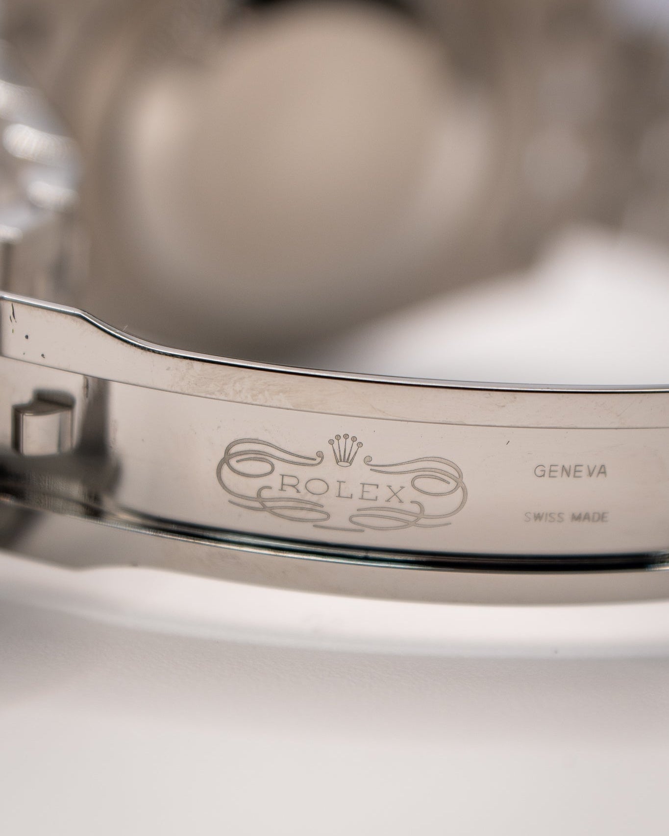 Mint Rolex GMT Pepsi Jubilee Bracelet 126710BLRO-0002